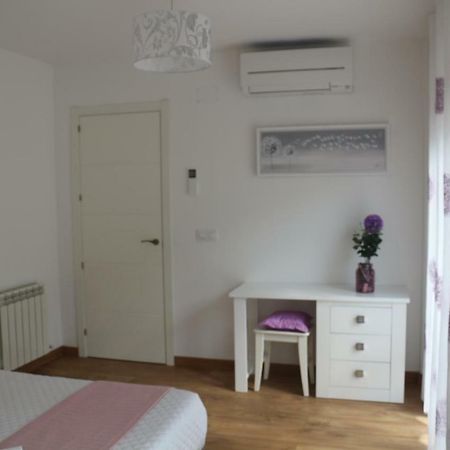 Apartamentos Roca Tarpeya Toledo Exterior photo